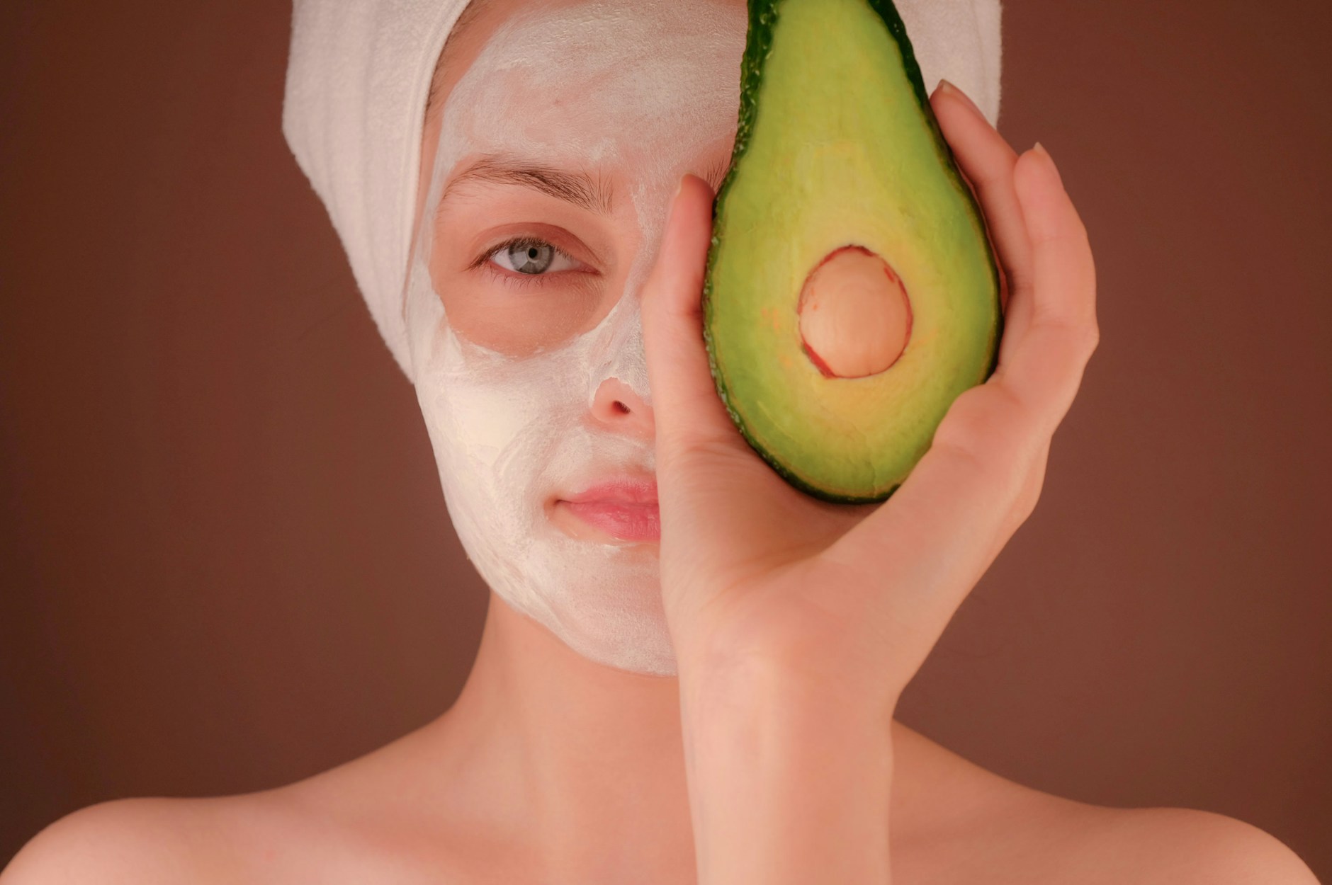 Masque visage maison : recettes naturelles par type de peau en 2026