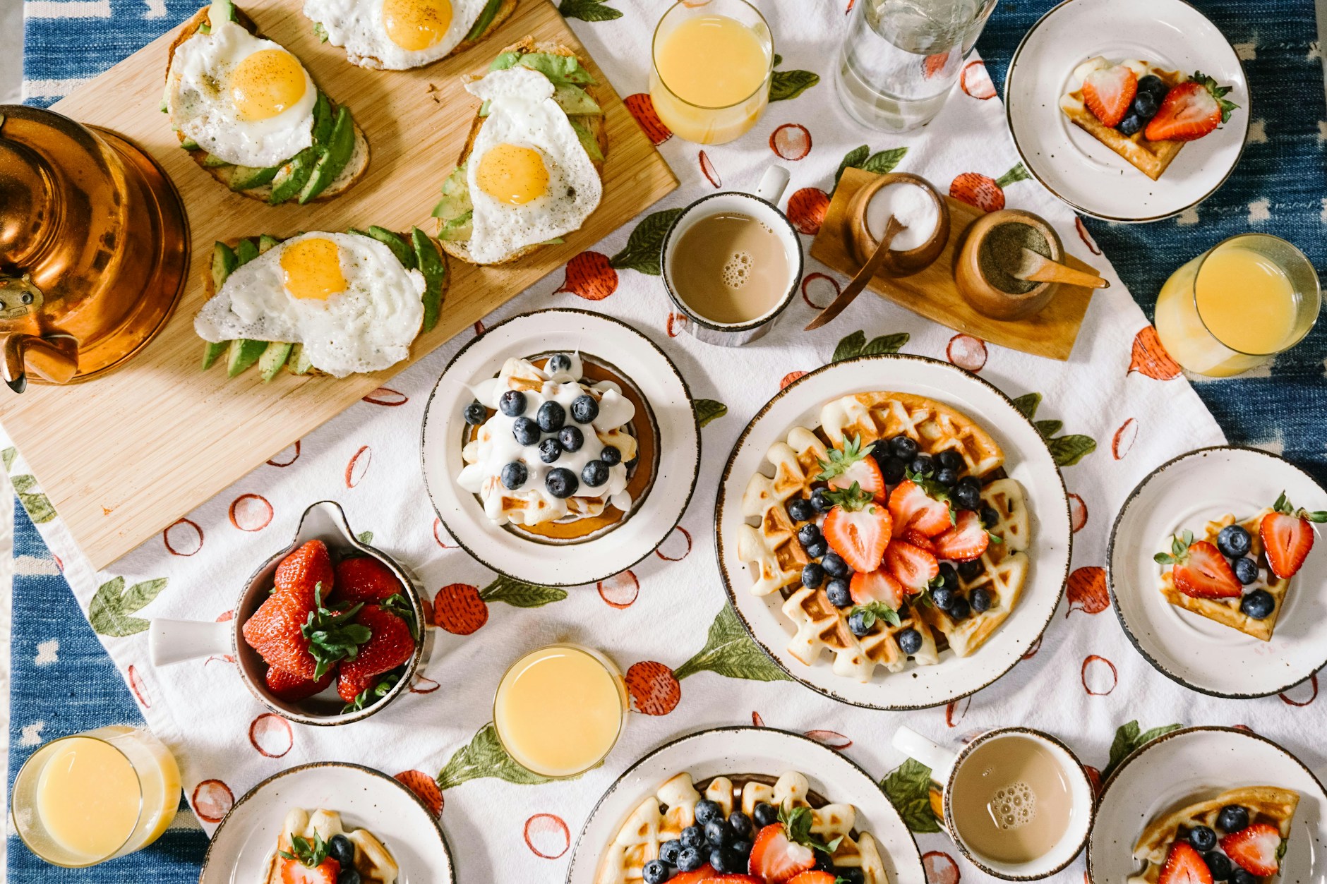 Recettes brunch : 15 idées gourmandes pour un brunch maison réussi en 2026
